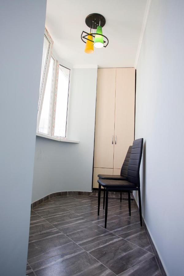 شقة Apartament Curat Si Confortabil Str. Ismail 86 In Centrul Chisinaului المظهر الخارجي الصورة